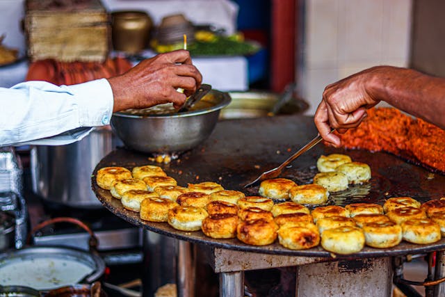 Aloo Tikki Station